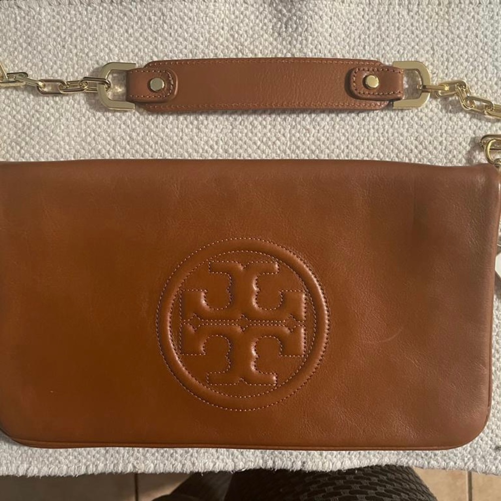 Tory Burch purse: Never used